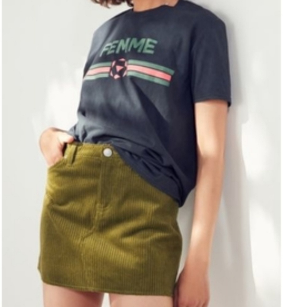 BDG- URBAN OUTFITTERS freyed skirt